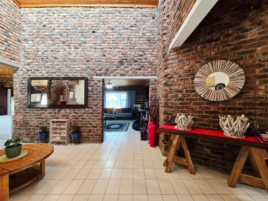4 Bedroom Property for Sale in Blanco Western Cape